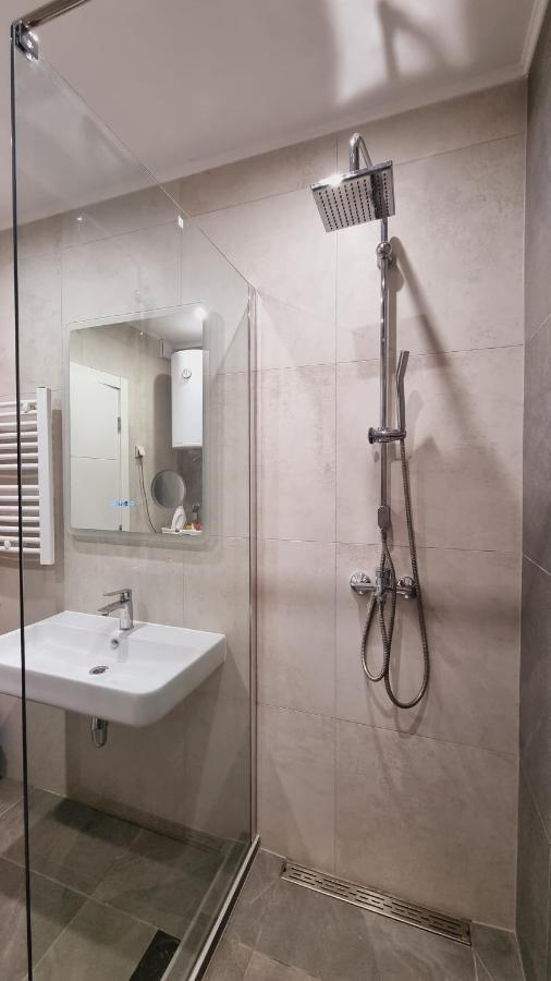 Grove Apartment + Free Parking Novi Sad Luaran gambar