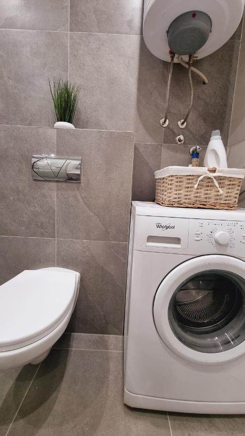 Grove Apartment + Free Parking Novi Sad Luaran gambar