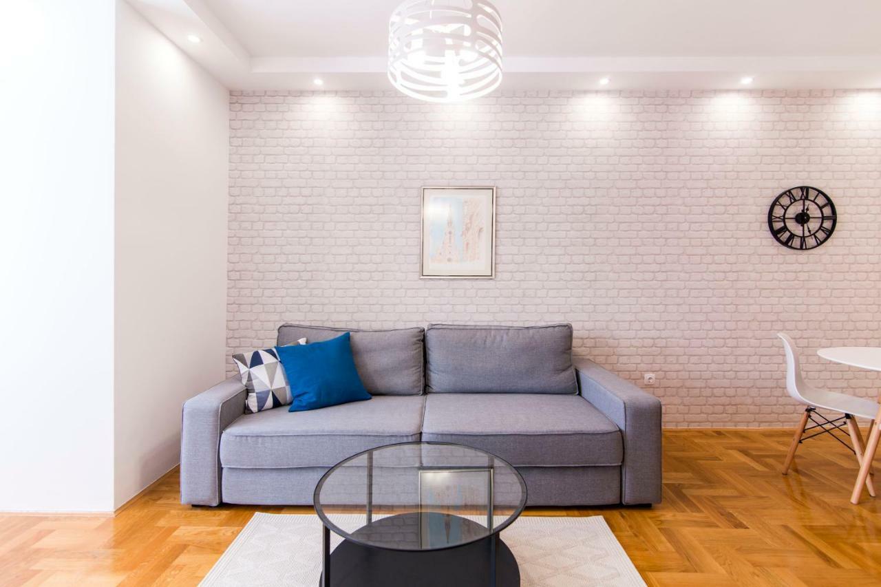 Grove Apartment + Free Parking Novi Sad Luaran gambar