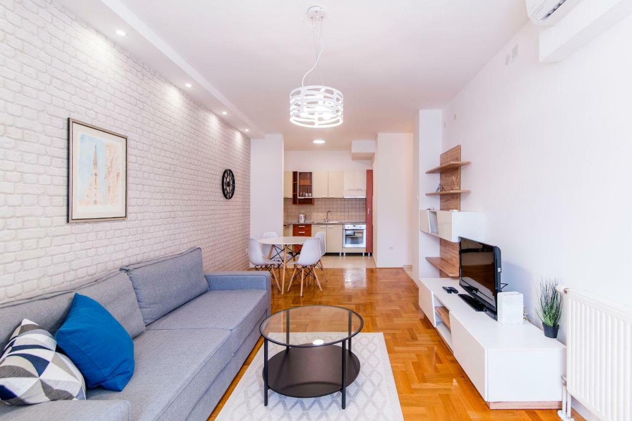 Grove Apartment + Free Parking Novi Sad Luaran gambar