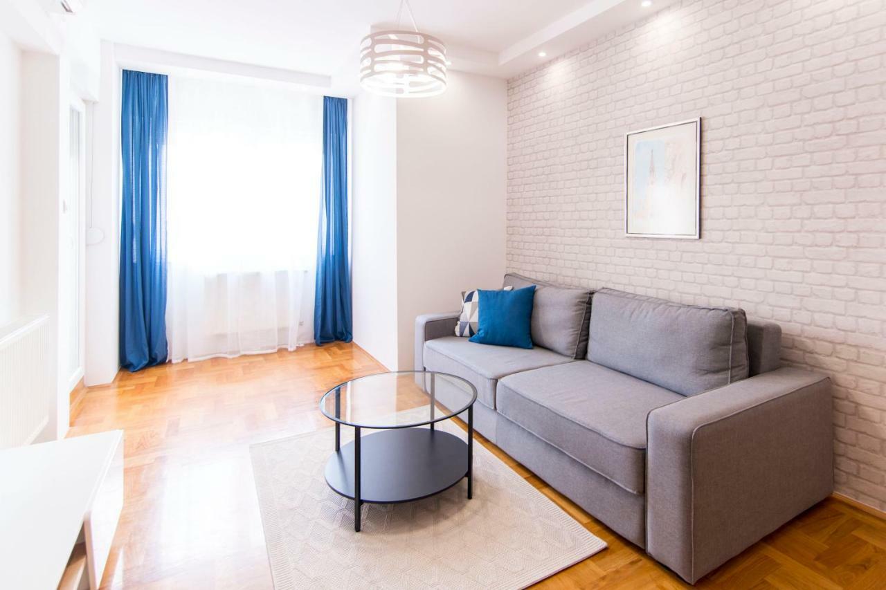 Grove Apartment + Free Parking Novi Sad Luaran gambar