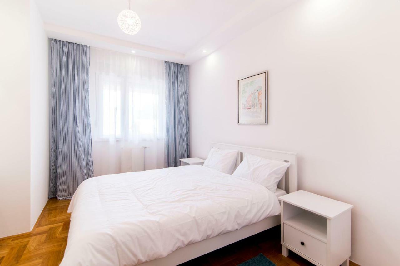 Grove Apartment + Free Parking Novi Sad Luaran gambar